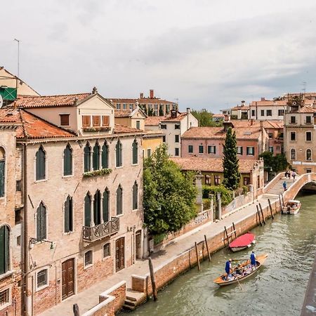 Carmini Canal View And Balcony With Lift Venise Extérieur photo